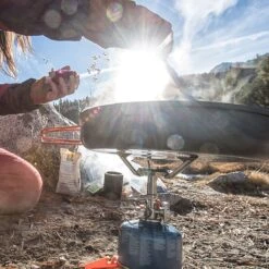 Jetboil MightyMo Stove -Campmor Outdoor Clothing 1090957 insitu03