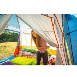 Eureka Copper Canyon LX 8 Person Tent -Campmor Outdoor Clothing 1106056 insitu03