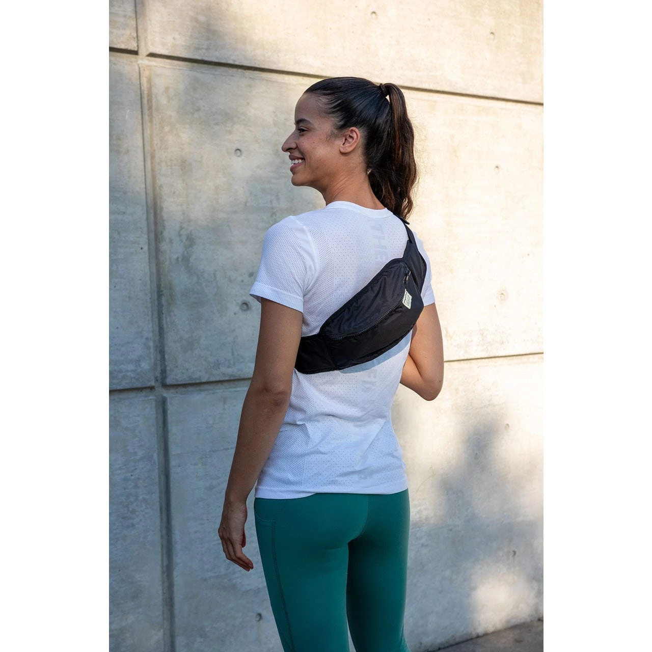 Amphipod R3 Venture Out Convertible Pack 2 Amphipod R3 Venture Out Convertible Pack - Image 2