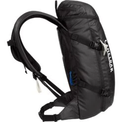 CamelBak SnoBlast 22 70oz Hydration Pack – Tri-Zip Expandable Winter Backpack 30 CamelBak SnoBlast 22 70oz Hydration Pack – Tri-Zip Expandable Winter Backpack -Campmor Outdoor Clothing 2781001000 V11