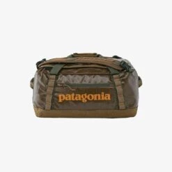 Patagonia Black Hole Duffel 40L - Black Recycled Weather-Resistant Travel Bag -Campmor Outdoor Clothing 49338 COI