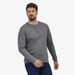 Patagonia Men's Regenerative Organic Certified Cotton Lightweight Henley -Campmor Outdoor Clothing 52020 NGRY S1