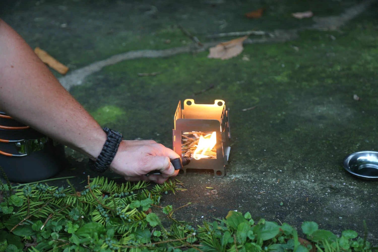 Portable Mini Wood Burning Survival Stove By QUICKSURVIVE 5 Portable Mini Wood Burning Survival Stove By QUICKSURVIVE - Image 5