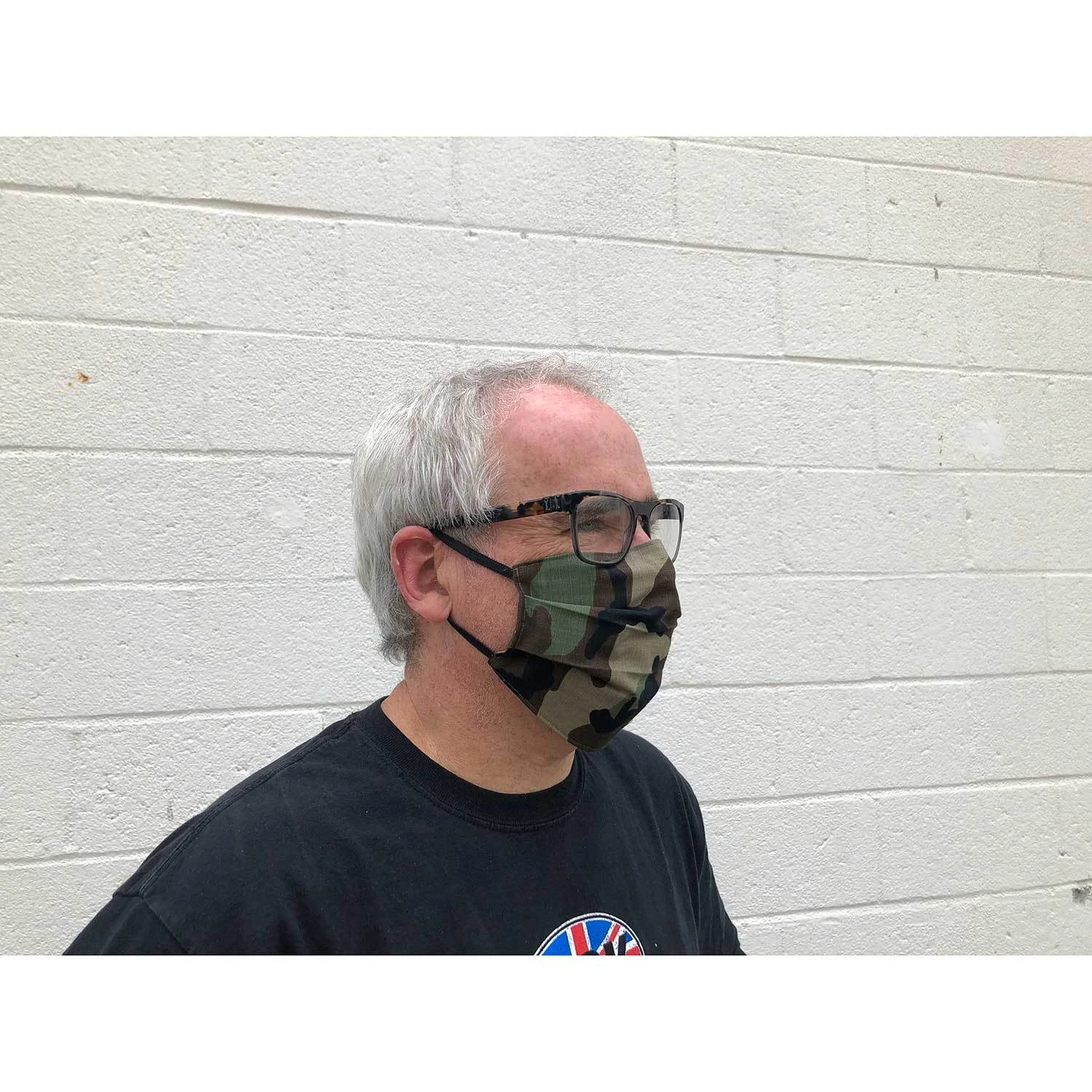 Pleated Mask Design - Solid 4 Pleated Mask Design - Solid - Image 4