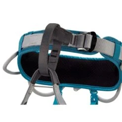 Petzl Corax LT Harness - Women's 9 Petzl Corax LT Harness - Women's -Campmor Outdoor Clothing C052BA002