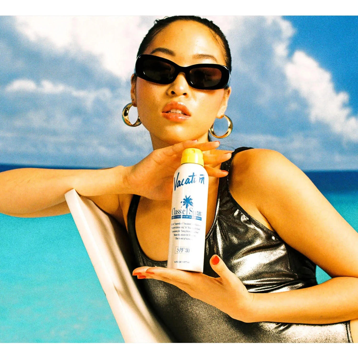 Vacation Classic Spray SPF 30 Sunscreen 2 Vacation Classic Spray SPF 30 Sunscreen - Image 2