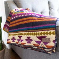 Andean Alpaca Wool Blanket - Amethyst By Alpaca Threadz 10 Andean Alpaca Wool Blanket - Amethyst By Alpaca Threadz -Campmor Outdoor Clothing DSC00854