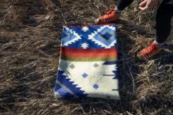 Andean Alpaca Wool Blanket - Ocean Breeze By Alpaca Threadz 23 Andean Alpaca Wool Blanket - Ocean Breeze By Alpaca Threadz -Campmor Outdoor Clothing DSC08191