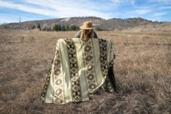 Andean Alpaca Wool Blanket - Cactus By Alpaca Threadz 25 Andean Alpaca Wool Blanket - Cactus By Alpaca Threadz -Campmor Outdoor Clothing DSC08454