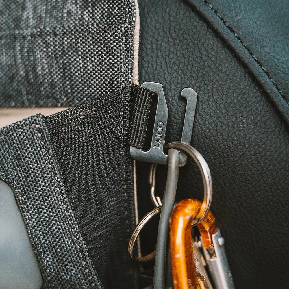 Luno® Seatback Organizer 2.0 – Stealth Black Universal Fit Car Camping Storage System 5 Luno® Seatback Organizer 2.0 – Stealth Black Universal Fit Car Camping Storage System - Image 5