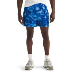 The North Face Men's Class V Pathfinder Pull-On Short 5" Inseam