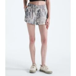 The North Face Women's Class V Pathfinder Pull-On Short 3" Inseam