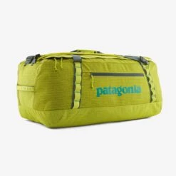 Patagonia Black Hole 70L Duffel 26 Patagonia Black Hole 70L Duffel -Campmor Outdoor Clothing a 53505f5c 2d86 4e6e 80c4 c54cb28c1f88