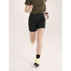 Arc'teryx Women's Essent High-Rise Utility Short 6' Inseam