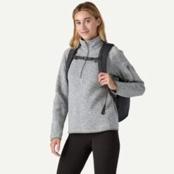 Patagonia Refugio Day Pack 26L 13 Patagonia Refugio Day Pack 26L -Campmor Outdoor Clothing b 2411c0fb c2f3 45b3 844a 833aec3bbcdb