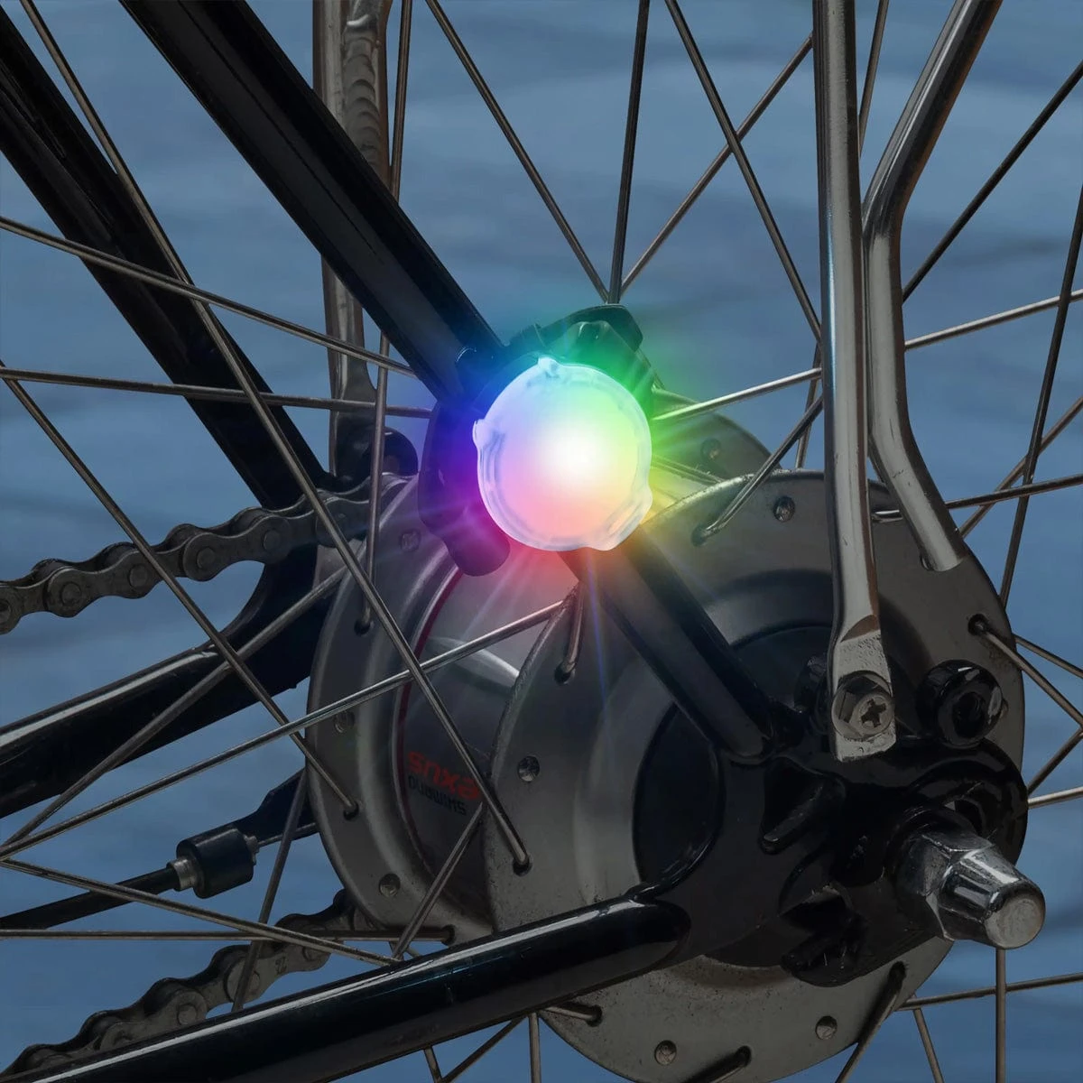 Nite Ize GoLit Rechargeable Visibility Light - Disc-O Tech 2 Nite Ize GoLit Rechargeable Visibility Light - Disc-O Tech - Image 2