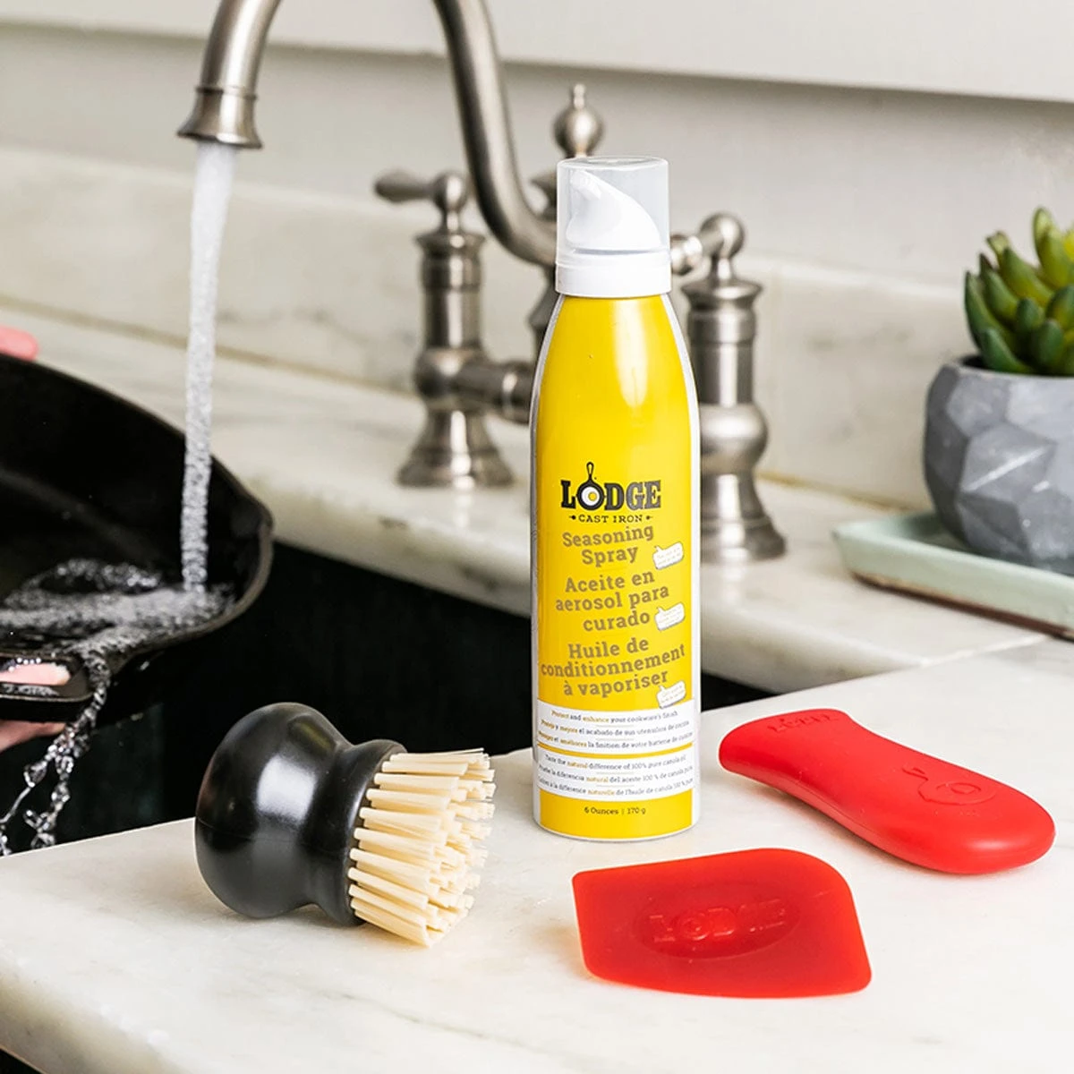 Lodge Seasoned Cast Iron Care Kit – 4-Piece Essential Cleaning & Maintenance Set 2 Lodge Seasoned Cast Iron Care Kit – 4-Piece Essential Cleaning & Maintenance Set - Image 2