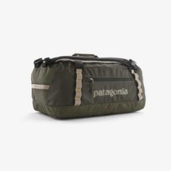 Patagonia Black Hole Duffel 40L 21 Patagonia Black Hole Duffel 40L -Campmor Outdoor Clothing c 3357b0a1 46d0 4ac5 8df8 0100791e580f