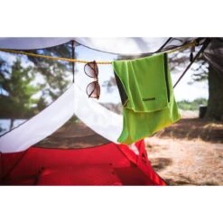 Coghlan's Cooling Towel -Campmor Outdoor Clothing c 58b33435 d1db 4389 9646 499619e4e57f