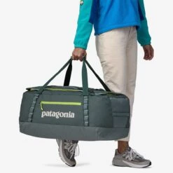 Patagonia Black Hole 70L Duffel 22 Patagonia Black Hole 70L Duffel -Campmor Outdoor Clothing c 5fa851b1 edc9 4082 9ecf b0d000ff6123