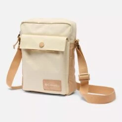 Columbia Zigzag II Side Bag -Campmor Outdoor Clothing c 6cd158ae d024 479d 90c6 b4a8a4b3a4d7