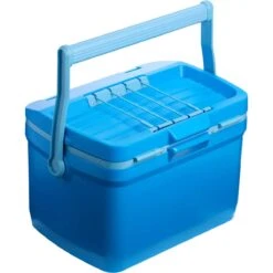 Stanley The Easy-Carry Outdoor 16 QT Cooler 5 Stanley The Easy-Carry Outdoor 16 QT Cooler -Campmor Outdoor Clothing c 77b0e0af 0aeb 4a94 adb9 315661328849