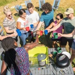 Eureka Camp Cafe 18 Eureka Camp Cafe -Campmor Outdoor Clothing cbI5daxvSYGOokArFecn 1103837 insitu01