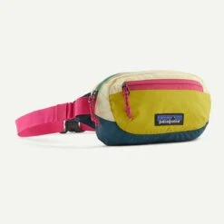 Patagonia Terravia Mini Hip Pack -Campmor Outdoor Clothing d 03b5ad69 5370 4257 911a a6620dfed36b