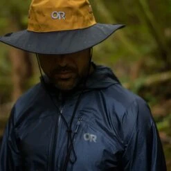 Outdoor Research Men's Helium Rain Jacket -Campmor Outdoor Clothing d 0a637a8b 91f8 4c72 9929 a4cabfdee6ee