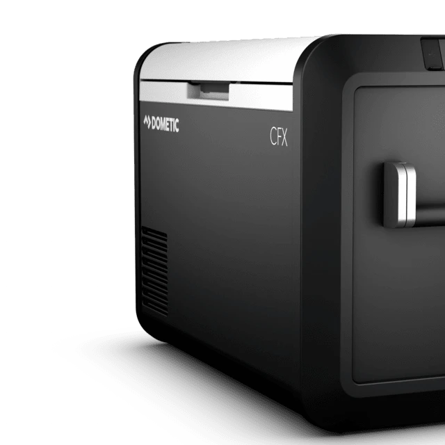 Dometic CFX3 55IM Powered Cooler with Rapid Freeze Ice Maker – 53L Single Zone Portable Fridge Freezer 2 Dometic CFX3 55IM Powered Cooler with Rapid Freeze Ice Maker – 53L Single Zone Portable Fridge Freezer - Image 2