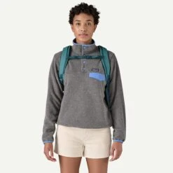 Patagonia Refugio Day Pack 26L 16 Patagonia Refugio Day Pack 26L -Campmor Outdoor Clothing e 4eb62f28 e6c6 44ec 91e2 3f88209e3545