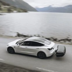 Thule Arcos Large 14cu ft Hitch-Mount Cargo Box - Aerodynamic Black Rear Carrier (906201) -Campmor Outdoor Clothing e b40f5ec9 44d4 4720 96d4 1bcce340f6c1