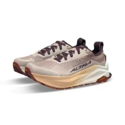Altra Olympus 6 Trail Running Shoe - Womens -Campmor Outdoor Clothing e d5d14eee 48c2 4a13 9e98 c2f27729b4c9