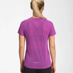 The North Face Women's Sunriser Short Sleeve Shirt -Campmor Outdoor Clothing f 380efc1b 08ee 4b2f ab30 a3397a89bb0d