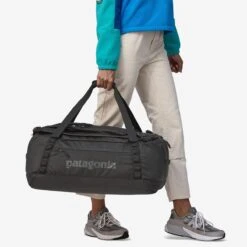 Patagonia Black Hole 55L Duffel -Campmor Outdoor Clothing f 7804c7b8 b112 4ae0 a62f 3b20ebec566d