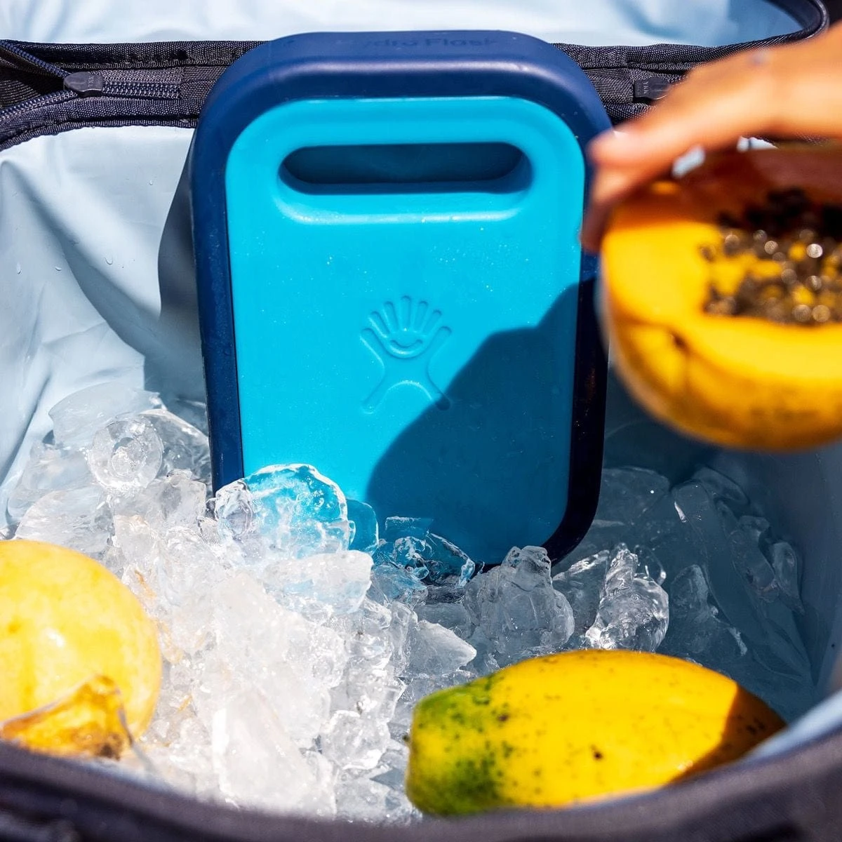 Hydro Flask Ice Pack Blue Fast-Freeze – Reusable Impact-Resistant Cooler Accessory 3 Hydro Flask Ice Pack Blue Fast-Freeze – Reusable Impact-Resistant Cooler Accessory - Image 3