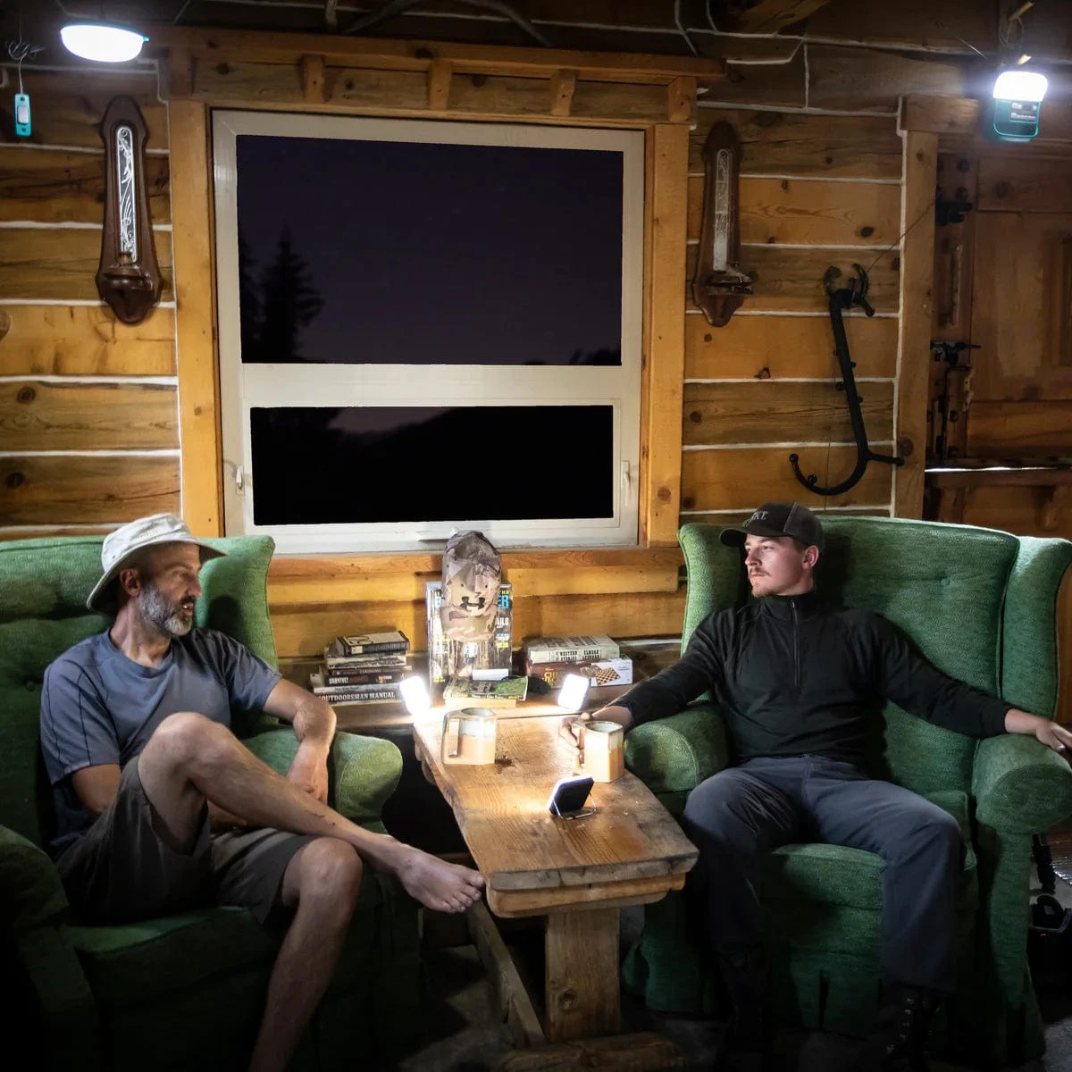 Biolite SolarHome 620+ Solar-Powered Light, Charging & Radio 9 Biolite SolarHome 620+ Solar-Powered Light, Charging & Radio - Image 9