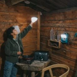 Biolite SolarHome 620+ Solar-Powered Light, Charging & Radio 19 Biolite SolarHome 620+ Solar-Powered Light, Charging & Radio -Campmor Outdoor Clothing j 4eac2f7d a121 421e 9e48 33c7a8915894