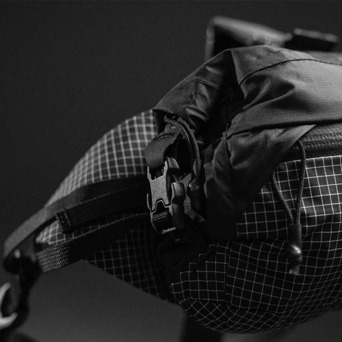 Matador Freerain Waterproof Packable Hip Pack 13 Matador Freerain Waterproof Packable Hip Pack - Image 13